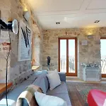 Augubio Penthouse Апартаменты *