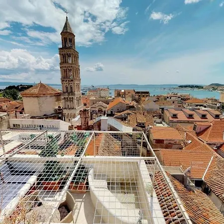 Augubio Penthouse * スプリト