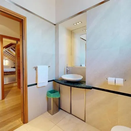 Augubio Penthouse * スプリト