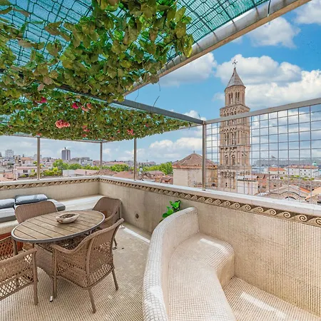 Augubio Penthouse *