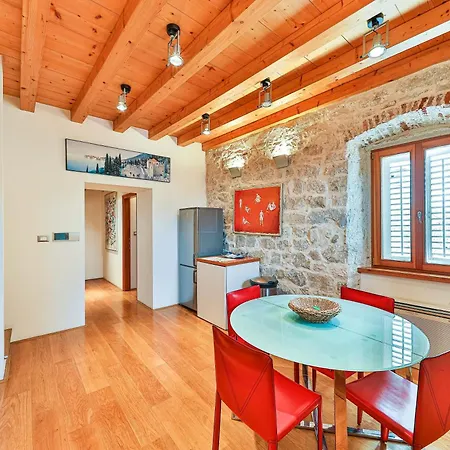 Augubio Penthouse Apartment