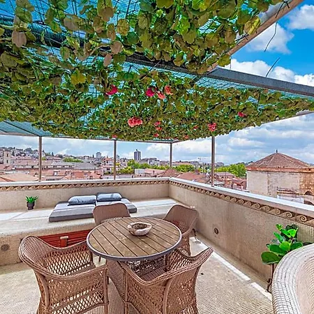Augubio Penthouse Апартаменти *