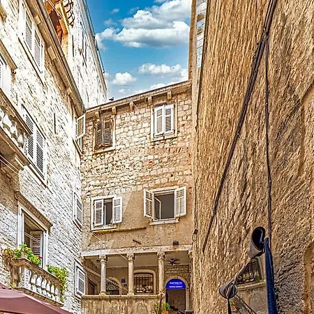 Augubio Penthouse Апартаменти