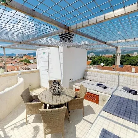 Apartman Augubio Penthouse *