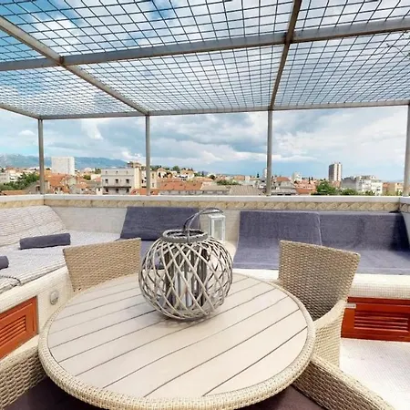 Apartman Augubio Penthouse *