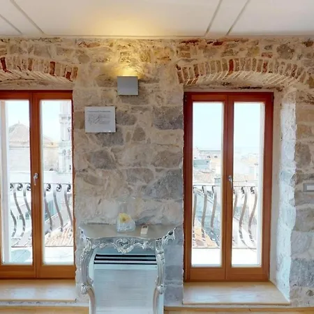 Apartman Augubio Penthouse *